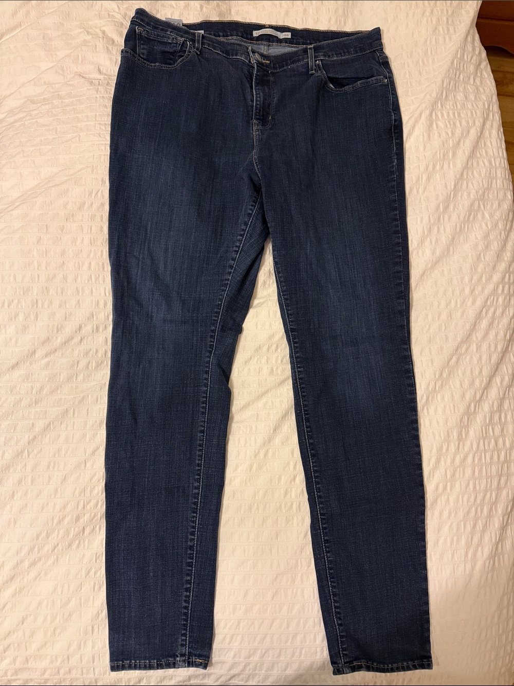 LEVI’S 721 HIGH RISE SKINNY JEANS – SIZE 18W